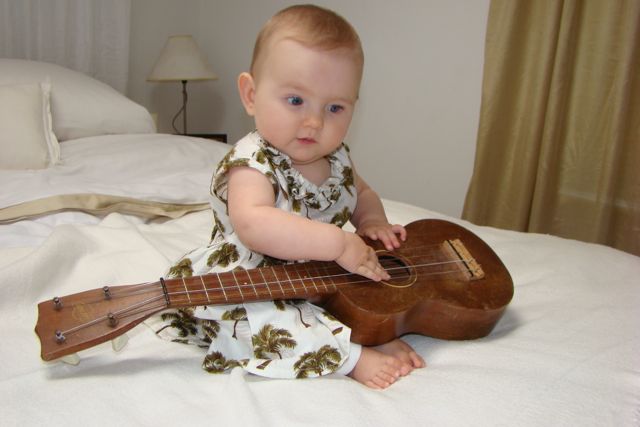 baby with ukulele pic